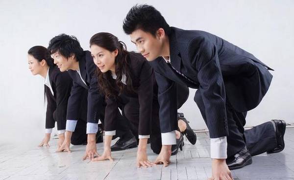 刻苦训练篮球时如何避免受伤的建议_0